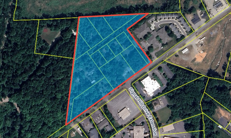 2071 Davie Ave, Statesville, NC for sale - Building Photo - Image 2 of 2