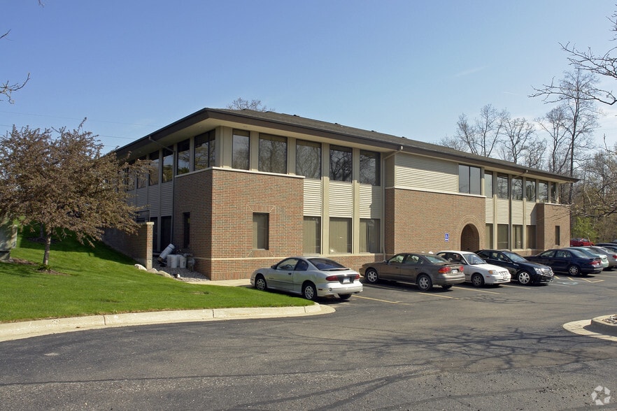4764 Fulton St E, Ada, MI for lease - Building Photo - Image 2 of 3