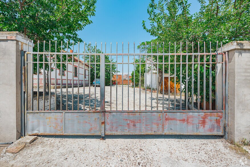 Carretera de Fuencarral, 106, Alcobendas, Madrid à vendre - Photo du bâtiment - Image 3 de 3