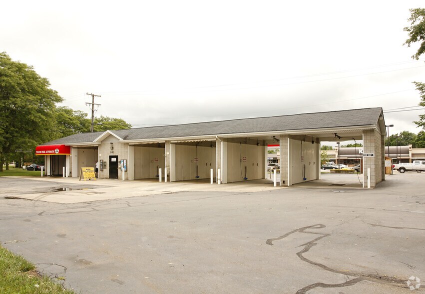 513-531 W Main St, Milan, MI à louer - Photo du bâtiment - Image 3 de 8