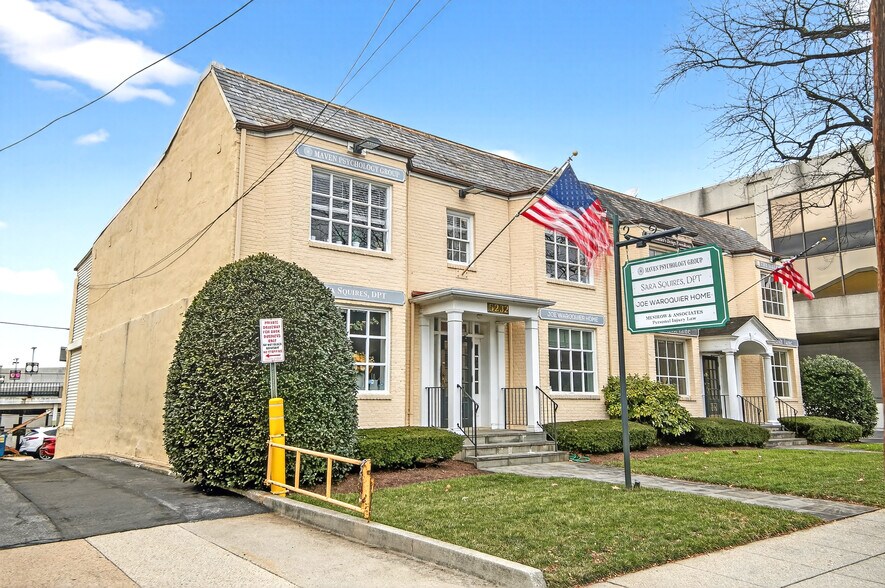 5232-5236 44th St NW, Washington, DC à vendre - Photo principale - Image 1 de 6