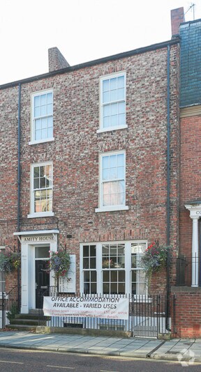 5-7 Coniscliffe Rd, Darlington à louer - Photo du bâtiment - Image 3 de 5