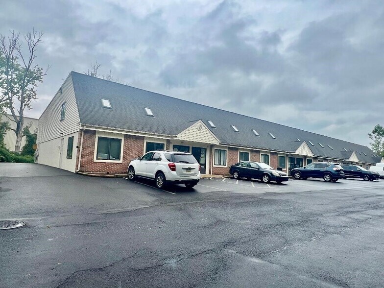 503 E Pennsylvania Blvd, Feasterville Trevose, PA for sale - Building Photo - Image 2 of 20