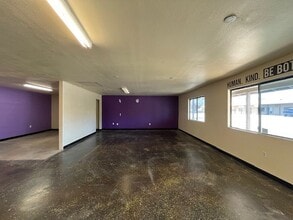 20418 Brian Way, Tehachapi, CA for lease Interior Photo- Image 2 of 7