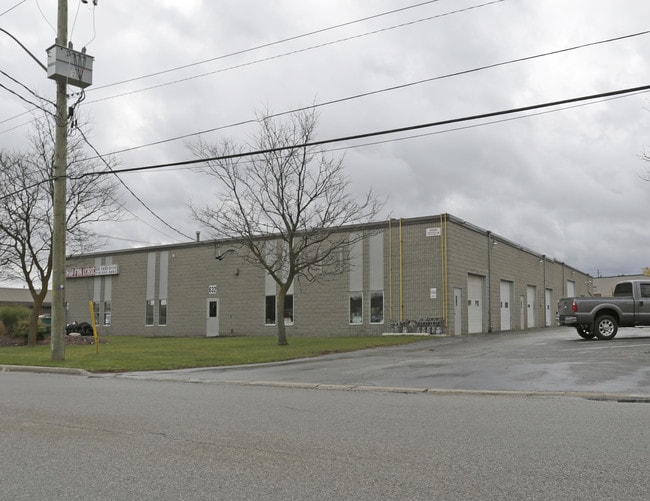 Plus de détails pour 632 Colby Dr, Waterloo, ON - Industriel à vendre