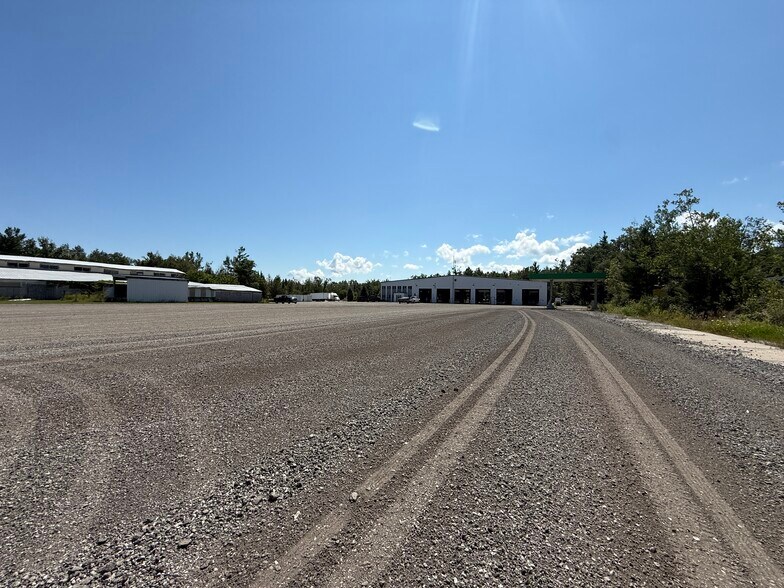 10027 M-32, Herron, MI à vendre - Photo du bâtiment - Image 2 de 44