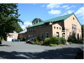 85 N Whitney St, Amherst, MA for lease - Building Photo - Image 2 of 4