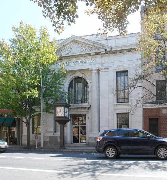 760 Cumberland St portfolio of 2 properties for sale on LoopNet.ca - Primary Photo - Image 1 of 2