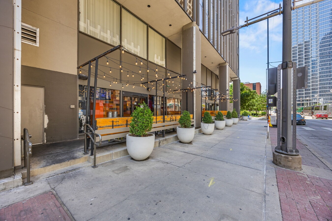 1200 Main, Dallas, TX 75202 - Unité 1 - - Photo intérieure - Image 2 of 12