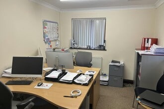 Soake Rd, Denmead for lease Interior Photo- Image 1 of 4