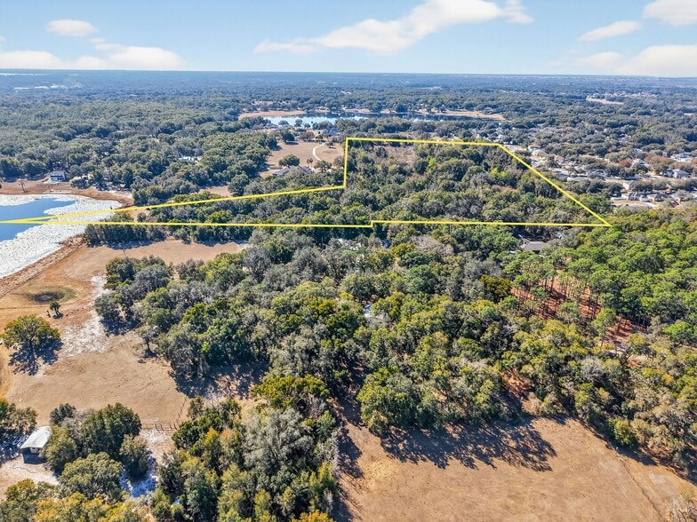 Myrtle Lake Ave, Fruitland Park, FL à vendre - Photo du bâtiment - Image 3 de 14