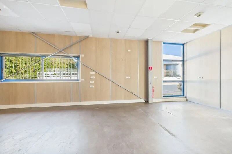 Office in Montpellier for sale - Building Photo - Image 3 of 12