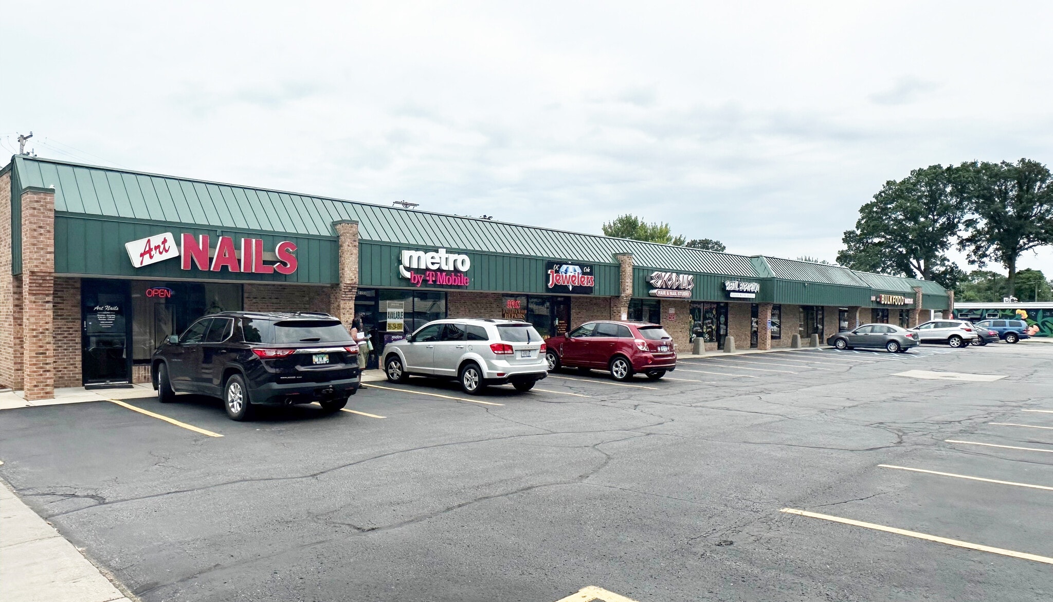 21520 Harper Ave, Saint Clair Shores, MI for lease Interior Photo- Image 1 of 1