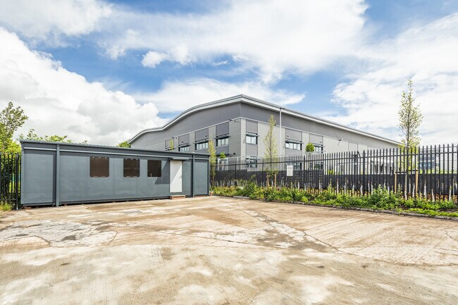 Plus de détails pour 2 Acornfield Rd, Liverpool - Industriel à louer