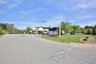 495 Schutt Rd, Middletown, NY for lease Interior Photo- Image 2 of 13