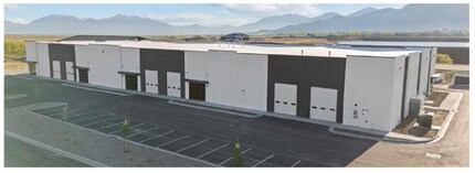 237 Summit Ridge Pkwy, Santaquin, UT for lease Interior Photo- Image 2 of 8