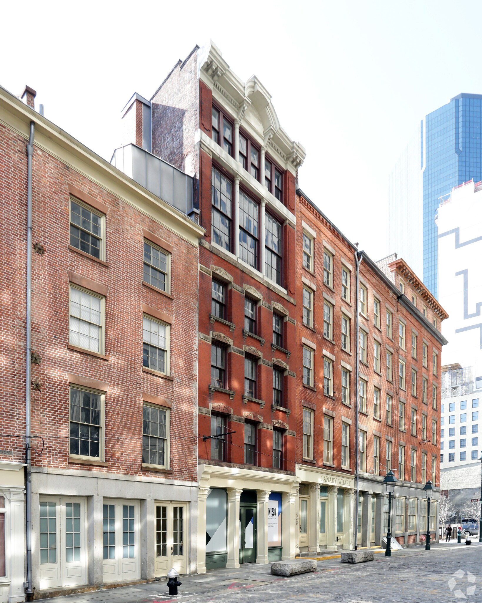 193 Front St, New York, NY for lease Primary Photo- Image 1 of 15
