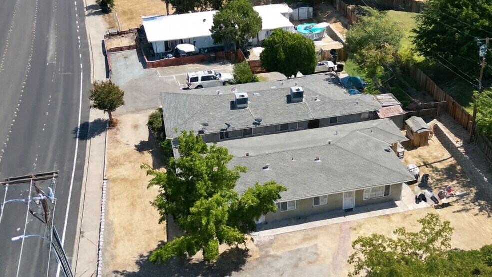 1822 Cirby Way, Roseville, CA à vendre - Photo du bâtiment - Image 2 de 46