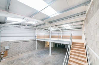 36 Minerva Rd, Lancaster à louer Photo intérieure- Image 1 de 1