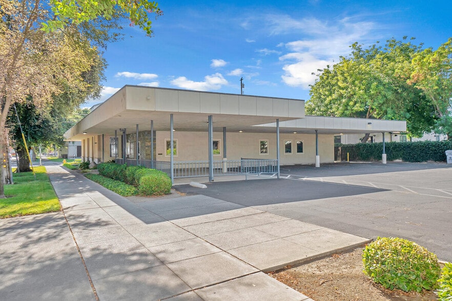 222 Court St, Woodland, CA for lease - Building Photo - Image 3 of 21