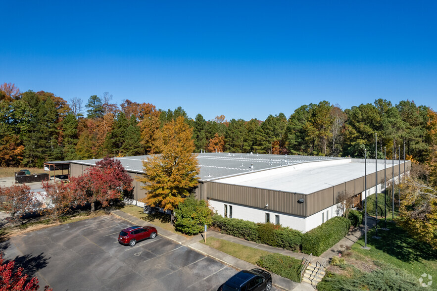 411 Aviation Pky, Morrisville, NC for sale - Building Photo - Image 2 of 5