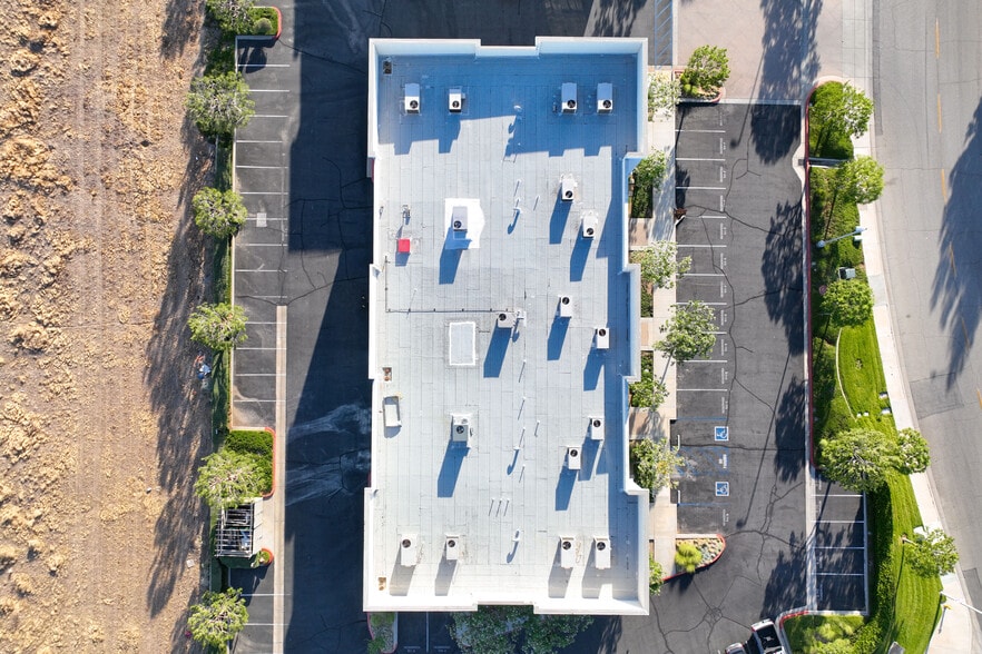 514 Commerce Ave, Palmdale, CA for sale - Building Photo - Image 2 of 70