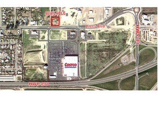 Plus de détails pour 8348 E Lacey Blvd, Hanford, CA - Commerce de détail à louer