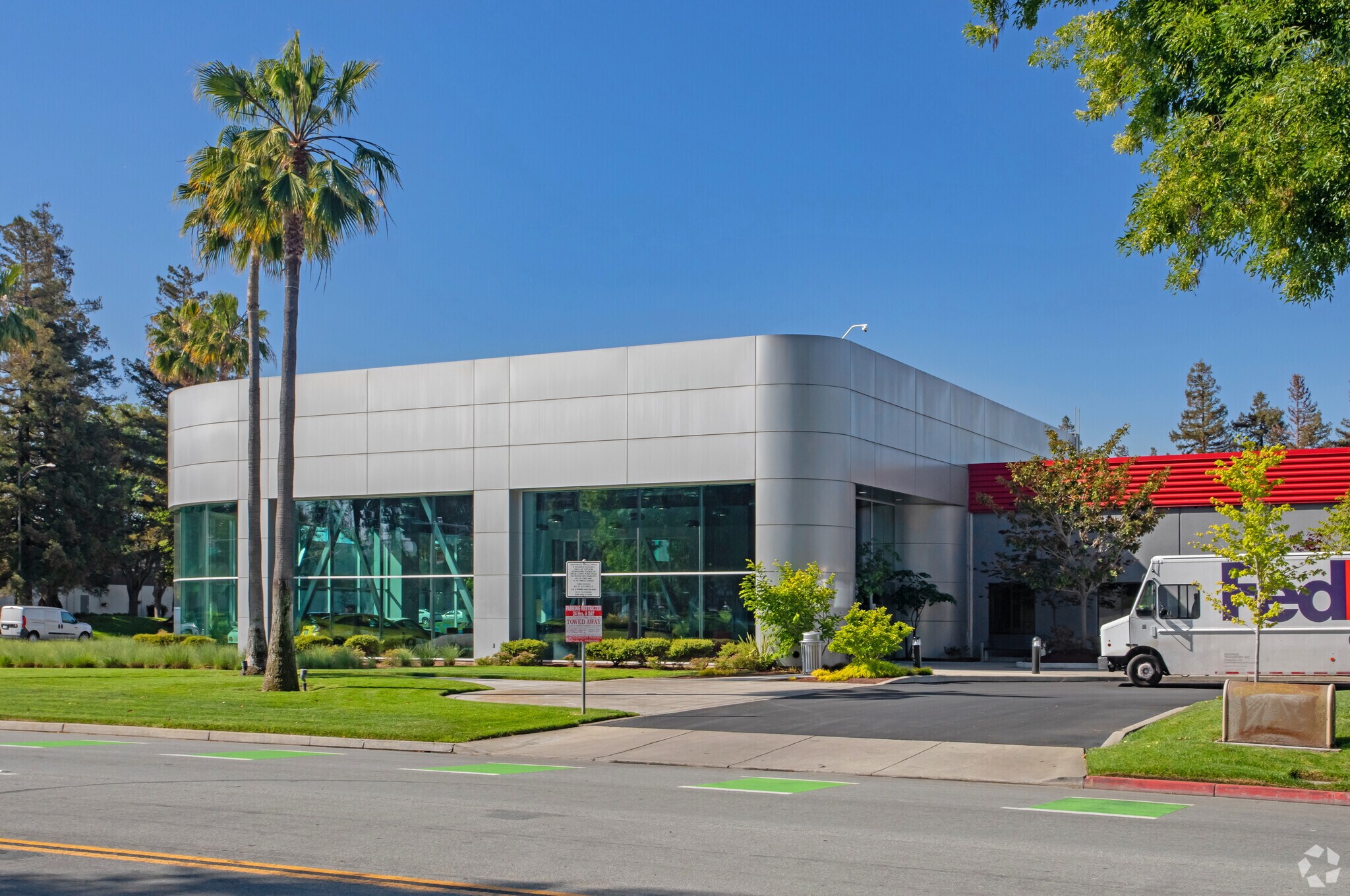 521 Charcot Ave, San Jose, CA à vendre Photo principale- Image 1 de 14