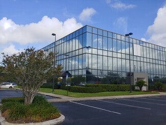 Plus de détails pour 3353-3397 W Vine St, Kissimmee, FL - Bureau à louer
