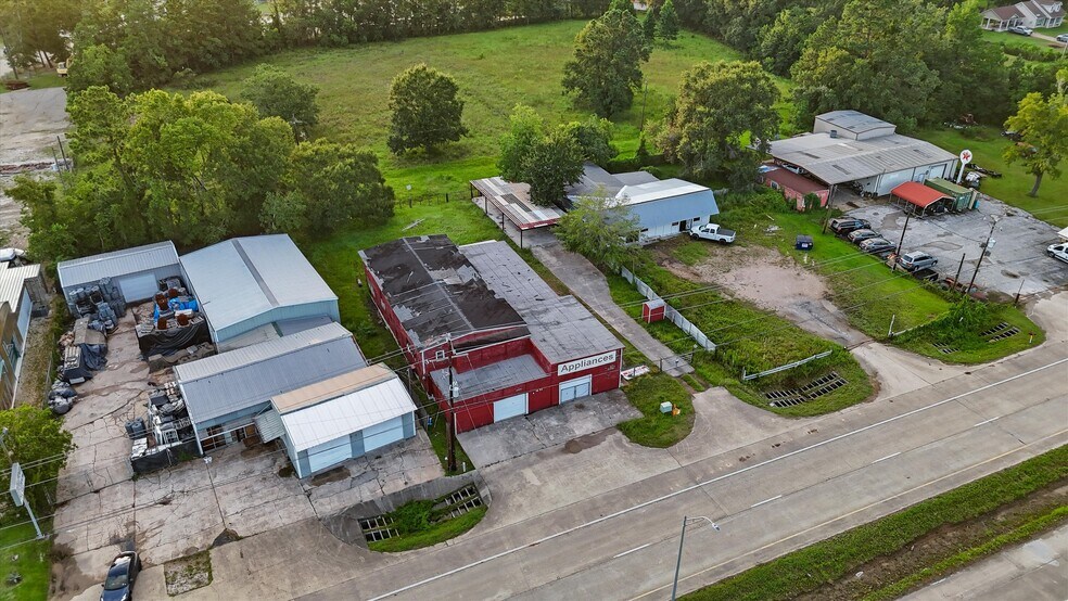 18496 US Highway 59, New Caney, TX for lease - Building Photo - Image 2 of 9