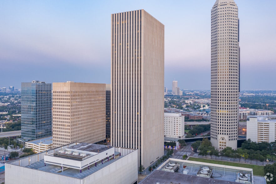 601 Jefferson St, Houston, TX for lease - Primary Photo - Image 1 of 33