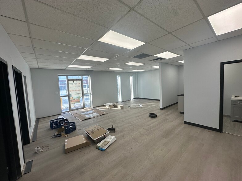 3420 12th St NE, Calgary, AB for lease - Building Photo - Image 3 of 7
