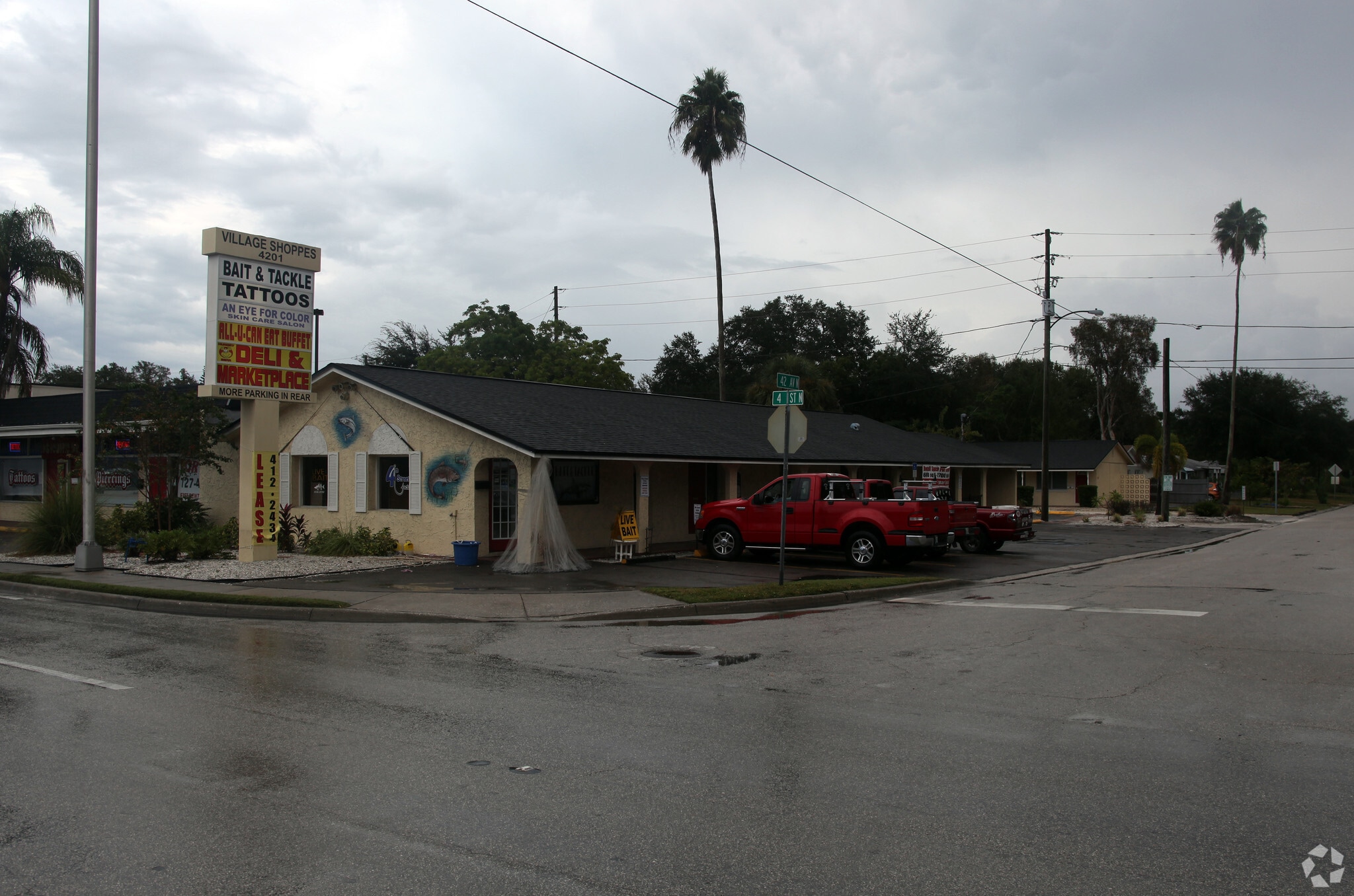 4201-4217 4th St N, Saint Petersburg, FL for lease Primary Photo- Image 1 of 7