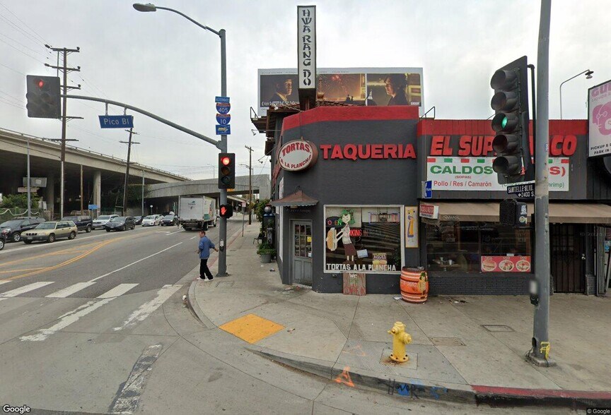 11300-11320 W Pico Blvd, Los Angeles, CA à louer - Photo du bâtiment - Image 2 de 36