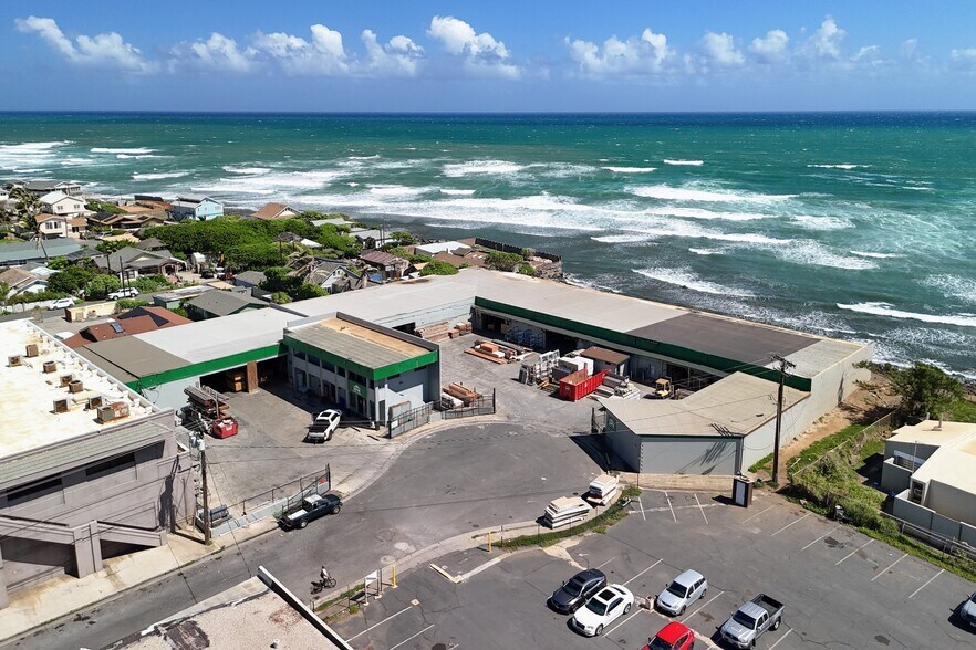 Eluene Place portefeuille de 2 propriétés à vendre sur LoopNet.ca - Aérien - Image 3 de 34