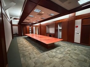 2301-2401 S MacArthur Blvd, Springfield, IL for lease Interior Photo- Image 1 of 4