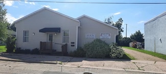 More details for 307 Smith St, New London, WI - Office for Sale