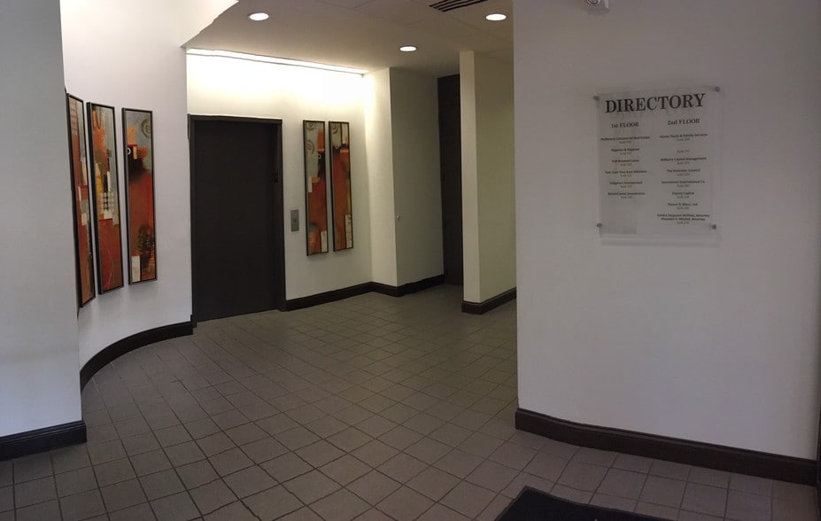 825 Green Bay Rd, Wilmette, IL à louer - Photo intérieure - Image 3 de 3