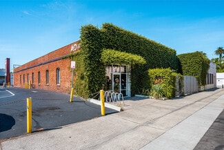 Plus de détails pour 321 W Chapman Ave, Orange, CA - Bureau/Commerce de détail à louer