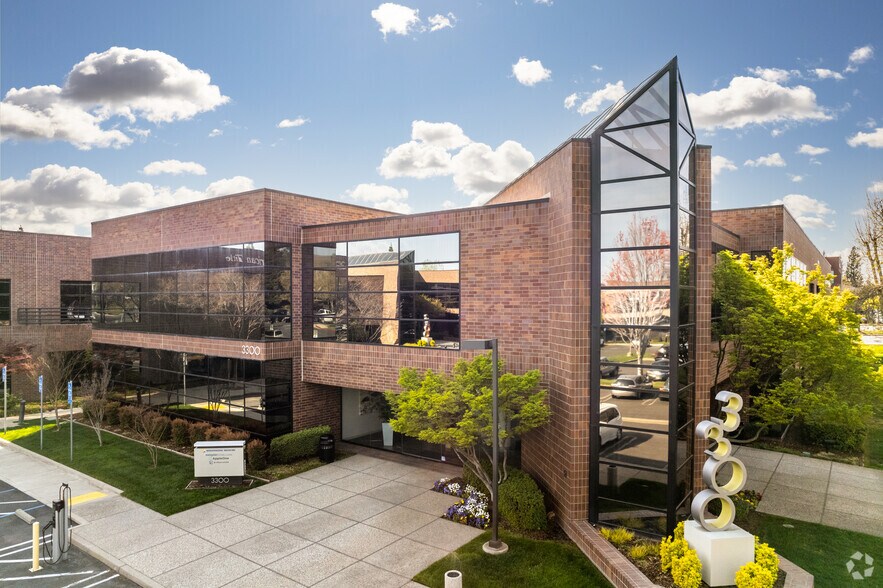 3400 Douglas Blvd, Roseville, CA à louer - Photo du bâtiment - Image 2 de 3