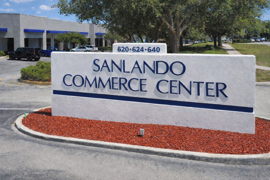 224 W Central Pky, Altamonte Springs, FL à louer - Photo du bâtiment - Image 3 de 3