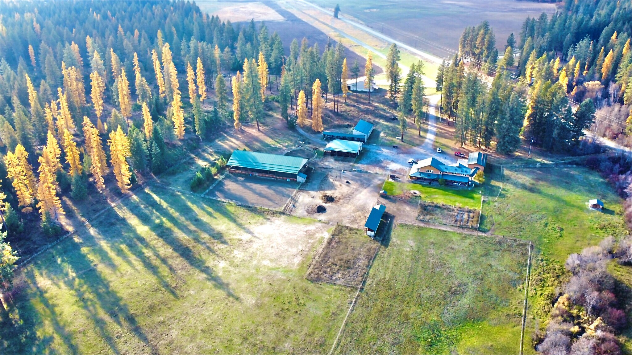 3378 Northport Flat Creek Rd, Kettle Falls, WA à vendre Photo principale- Image 1 de 40