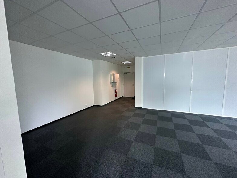 Office in Illkirch-Graffenstaden for lease - Interior Photo - Image 3 of 4