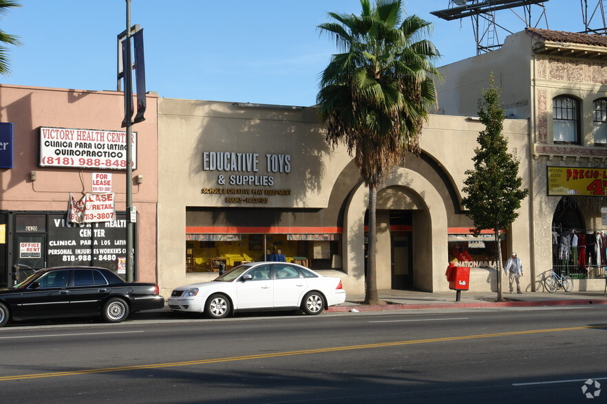 6414-6416 Van Nuys Blvd, Van Nuys, CA à vendre - Photo principale - Image 1 de 1