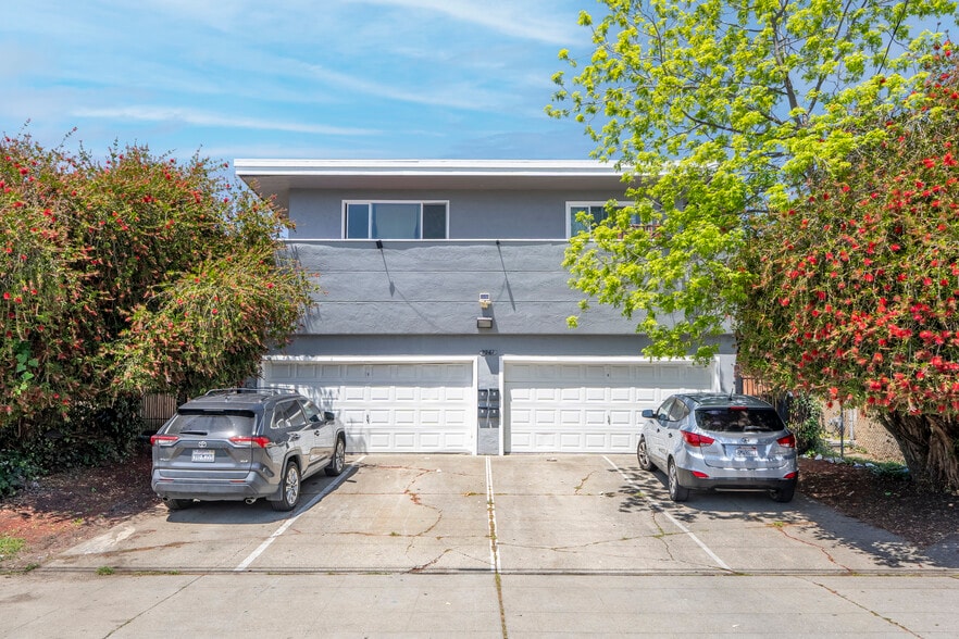 2261 48 Ave, Oakland, CA for sale - Building Photo - Image 2 of 31