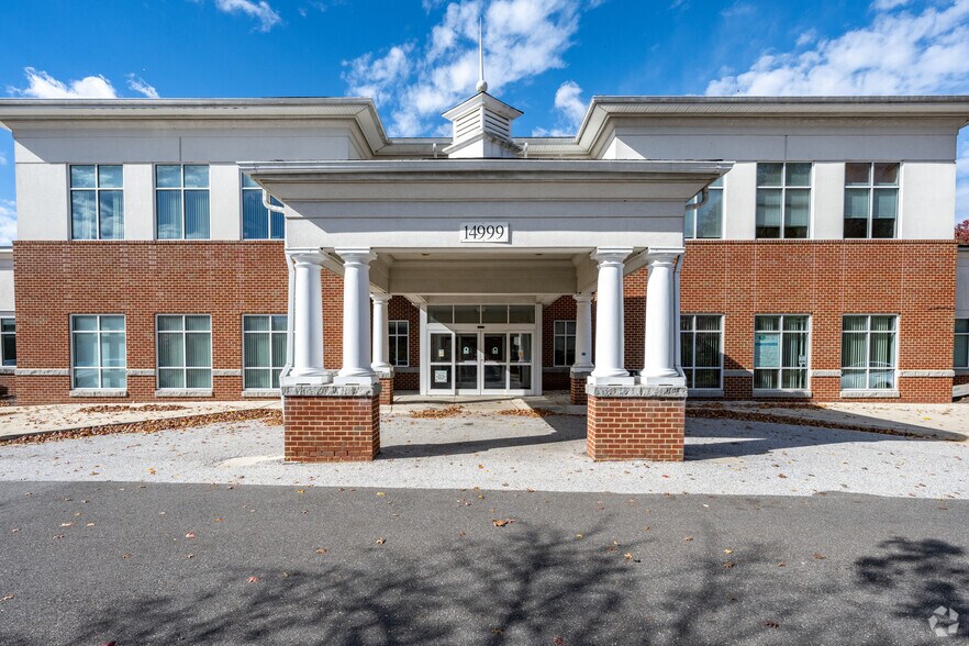 14999 Health Center Dr, Bowie, MD à louer - Photo du bâtiment - Image 3 de 4