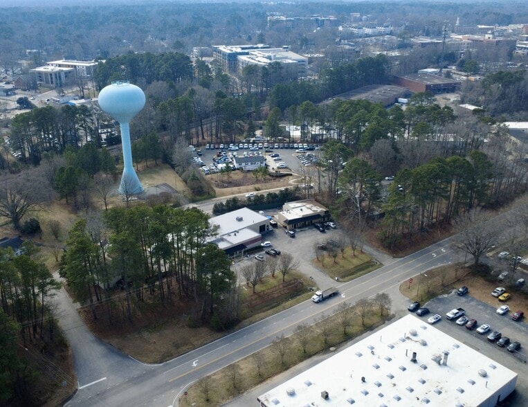 Dowtwon Cary Assemblage portfolio of 5 properties for sale on LoopNet.ca - Aerial - Image 3 of 10