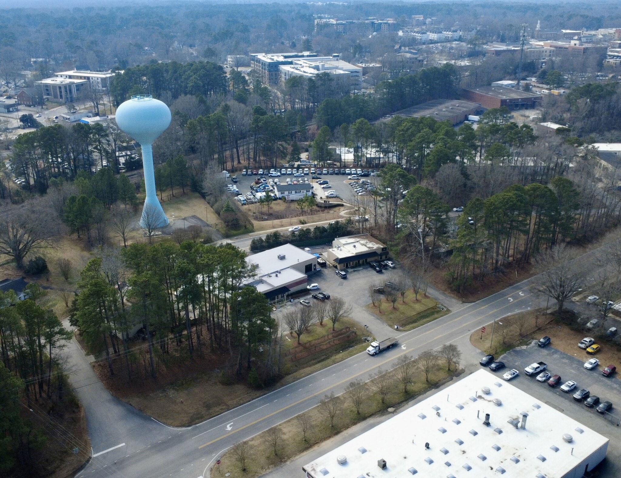 Downtown Cary Assemblage portefeuille de 5 propriétés à vendre sur LoopNet.ca Aérien- Image 1 de 11