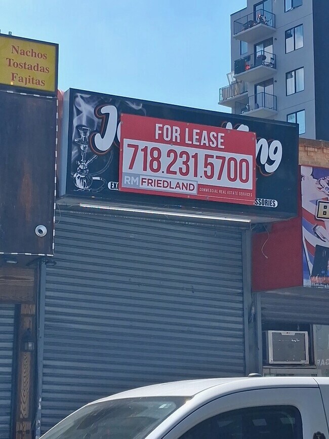 Plus de détails pour 1896 Jerome Ave, Bronx, NY - Commerce de détail à louer