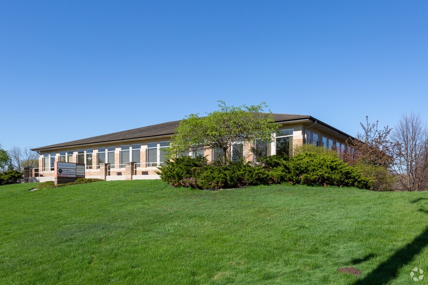 2305 East Paris Ave SE, Grand Rapids, MI for lease - Building Photo - Image 3 of 4